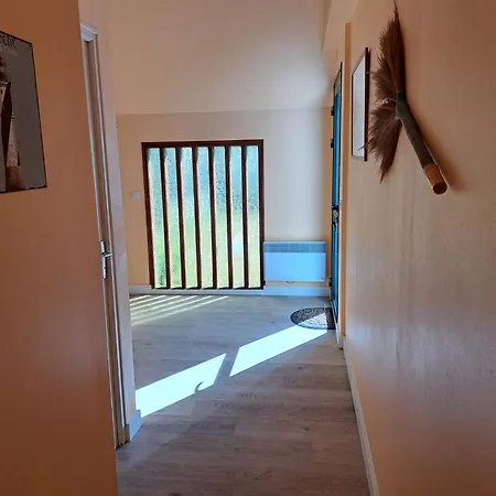 Maison Familiale Avec Jardin De 300m2 * 勒克鲁西克