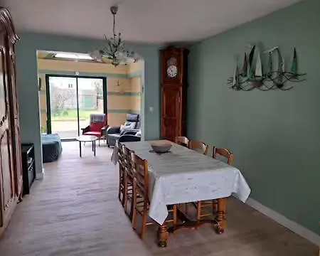 Maison Familiale Avec Jardin De 300m2 * Le Croisic